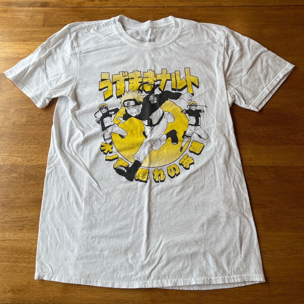 Naruto Shippuden short-sleeve graphic tee